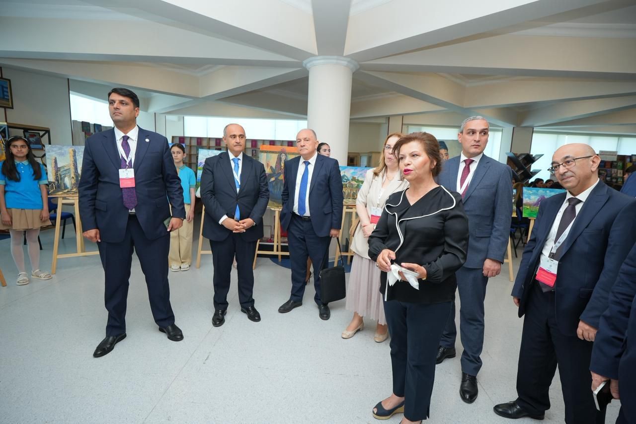 BSU nəşrlərinin NDU-da sərgisi keçirildi - FOTOLAR